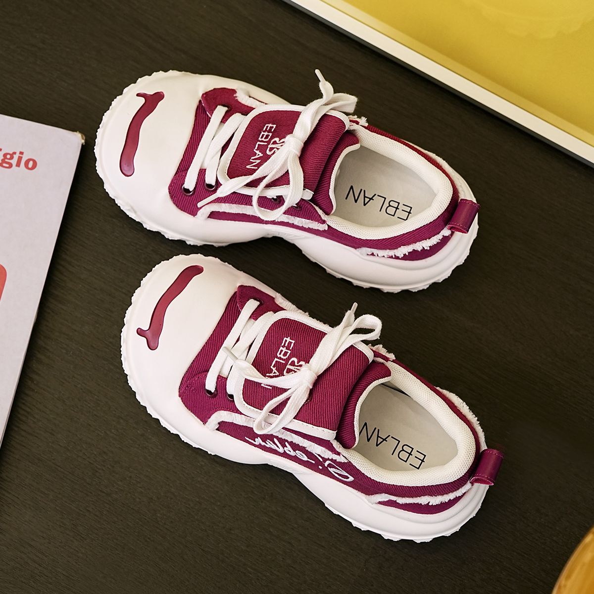 EBLAN Casual Shoes Women's Low top Red купить в интернет-магазине Yoocart с быстрой доставкой по России.