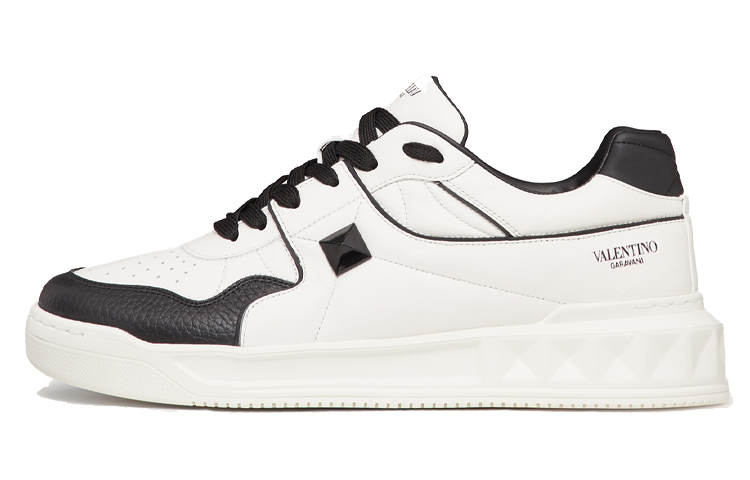 Valentino One Stud Low 'White Black'