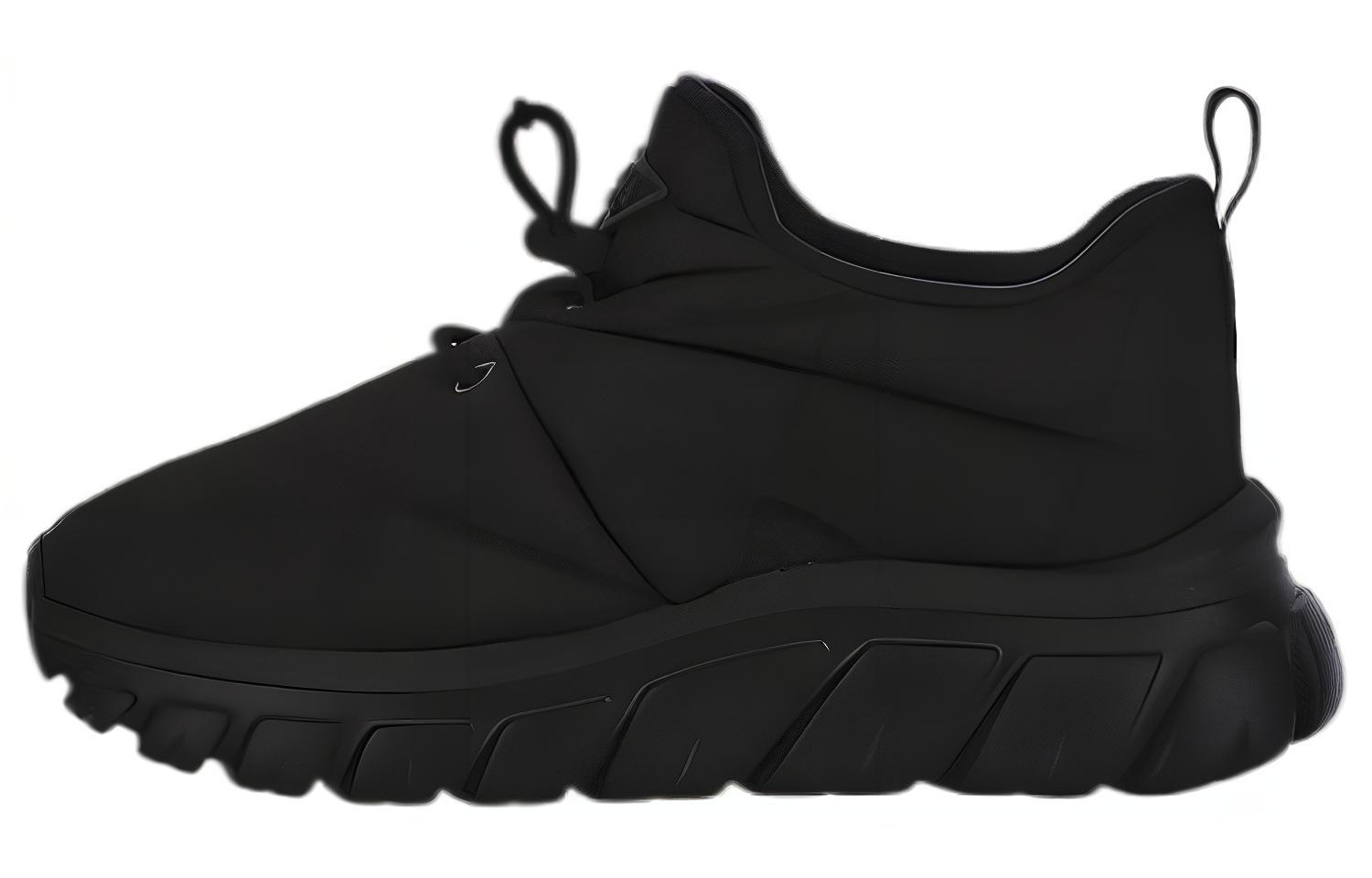 PRADA Low top Stylish Skateboarding Shoes Women's Black