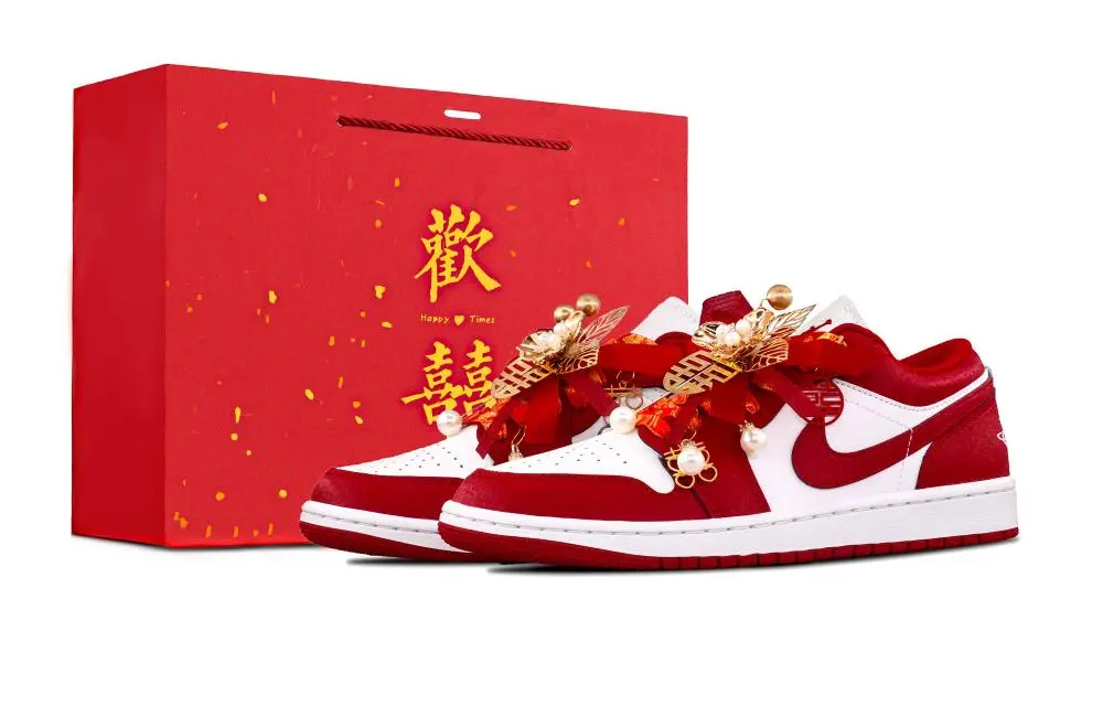Jordan Air Jordan 1 Liberate Toes Special Gift Bag Box Abrasion Resistant Low top Vintage Basketball Shoes Unisex Red
