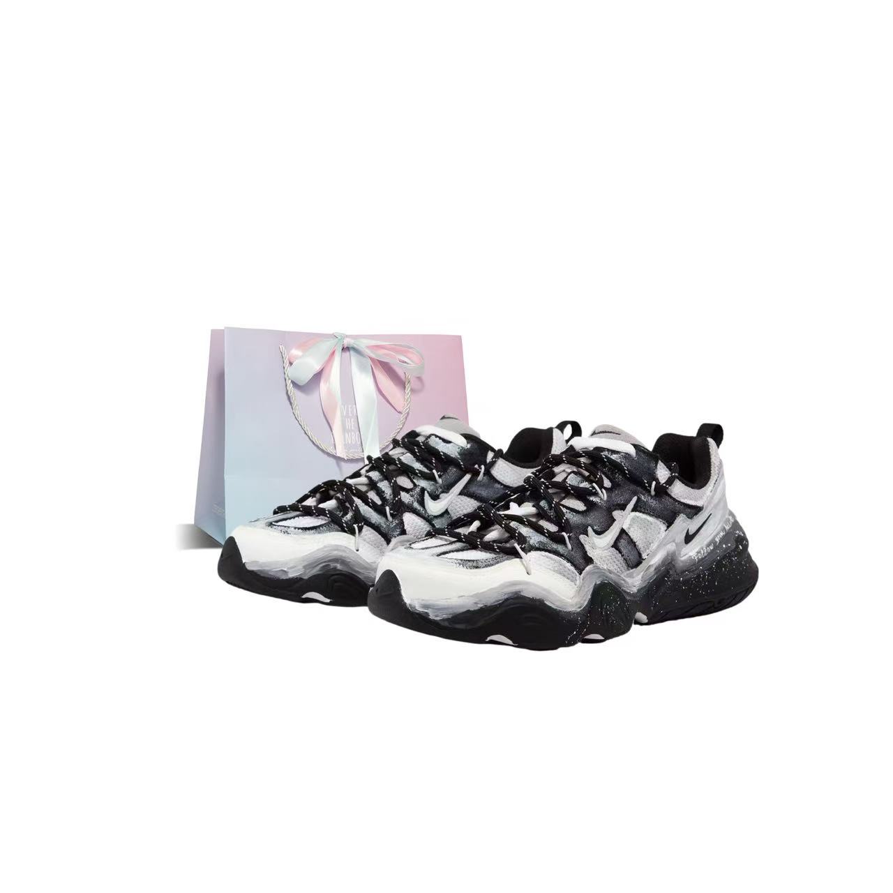 Nike Tech Hera Stargazing, Transformable Monster, Box Cushioning Low top Casual Shoes Unisex Cool Gray