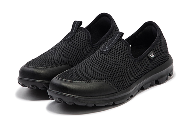 361° Slip Resistant And Breathable Low Top Running Shoes Women's Obsidian Black