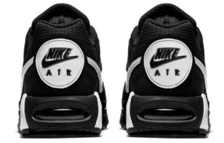 Nike Air Max Ivo Black White купить в интернет-магазине Yoocart с быстрой доставкой по России.