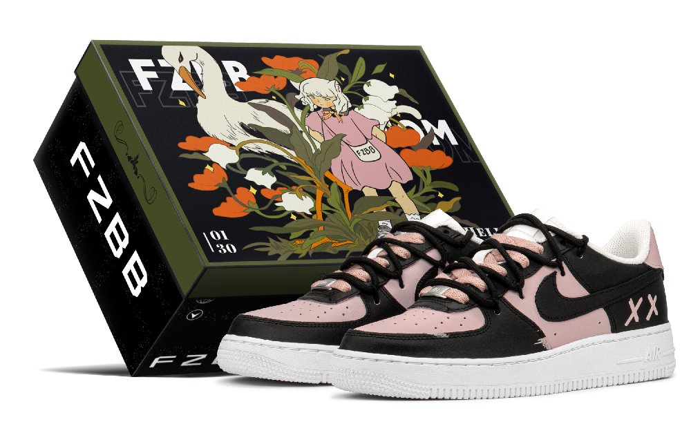 Nike Low Top Skateboard Shoes Women's Black Pink
