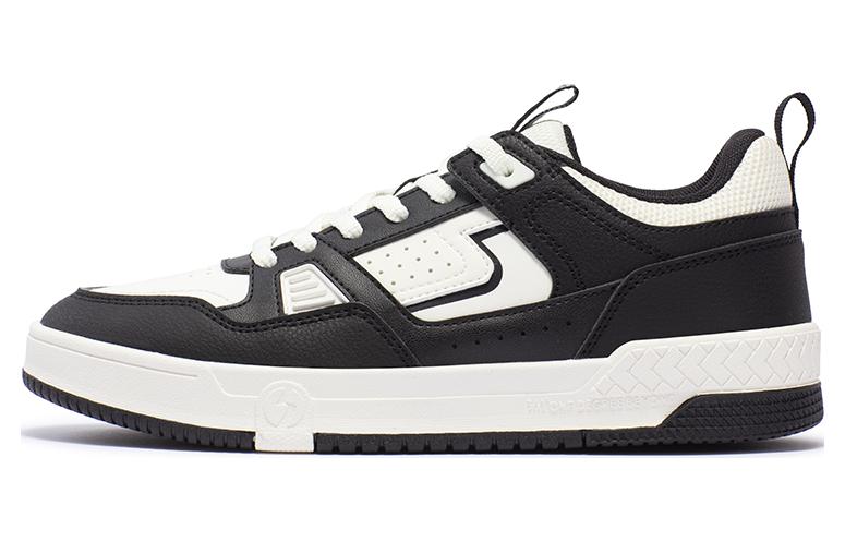 361° Anti-Slip Wear-Resistant Low-Top Skateboard Shoes Women's Black White