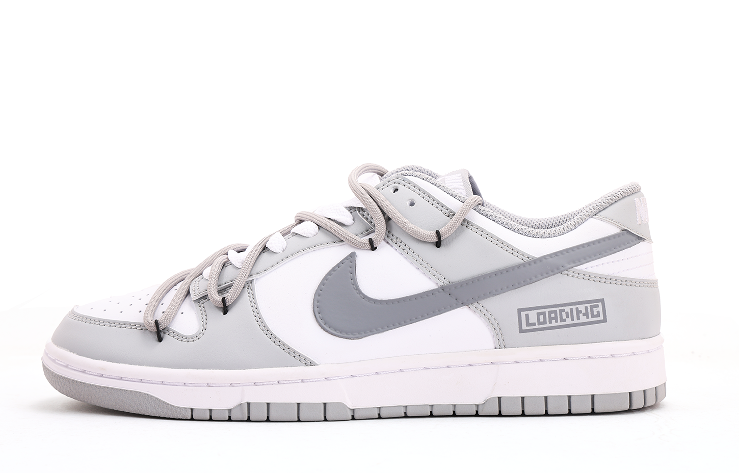 Nike Dunk Coverage Slip Resistant And Abrasion Resistant Low top Skateboard Shoes Unisex White Gray