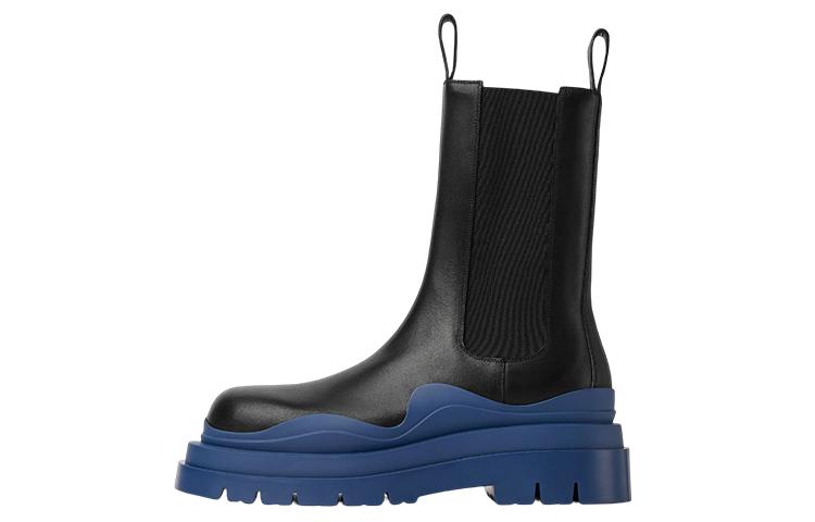 Bottega Veneta Tire Short Chelsea Boots Women's