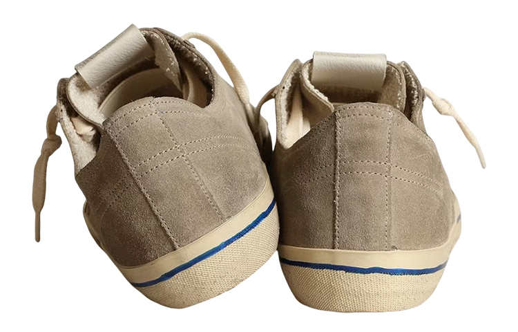 Golden Goose V-Star 2 Suede Sneakers купить в интернет-магазине Yoocart с быстрой доставкой по России.