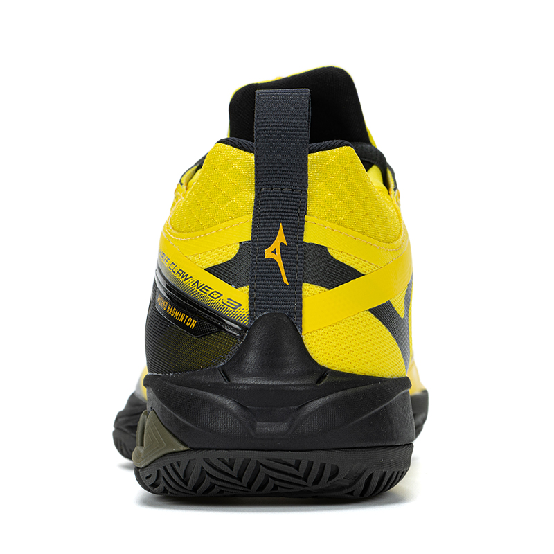 Mizuno Wave Claw Neo 3 Wide 'Yellow Black' купить в интернет-магазине Yoocart с быстрой доставкой по России.
