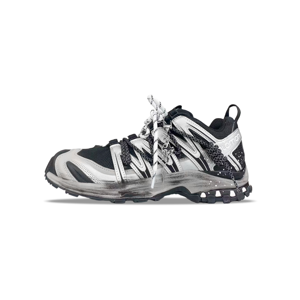 SALOMON XA PRO 3D Low top Hiking Shoes Unisex Black Silver