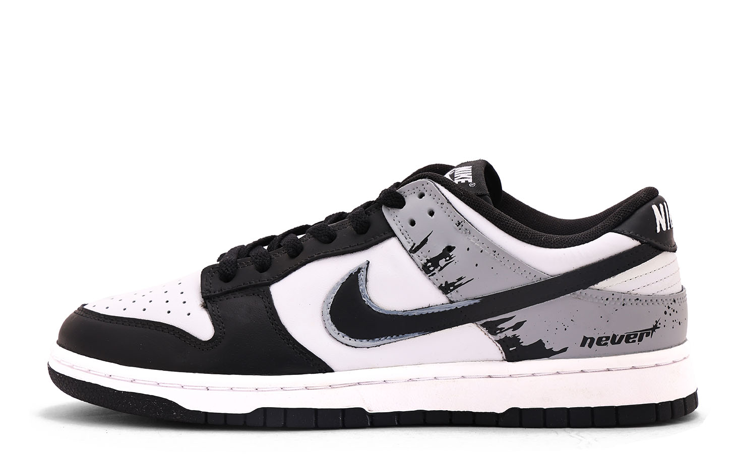 Nike Dunk Coverage Abrasion Resistant Low top Skateboard Shoes Unisex Black Gray