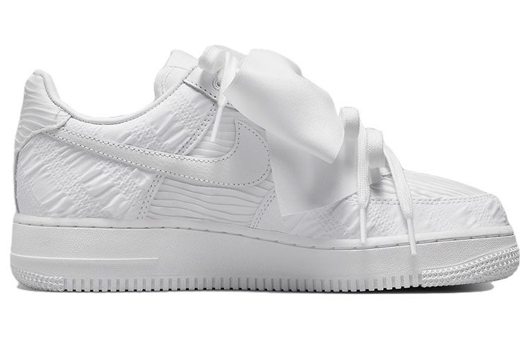 Nike Air Force 1 Low "Bow" Women's купить в интернет-магазине Yoocart с быстрой доставкой по России.