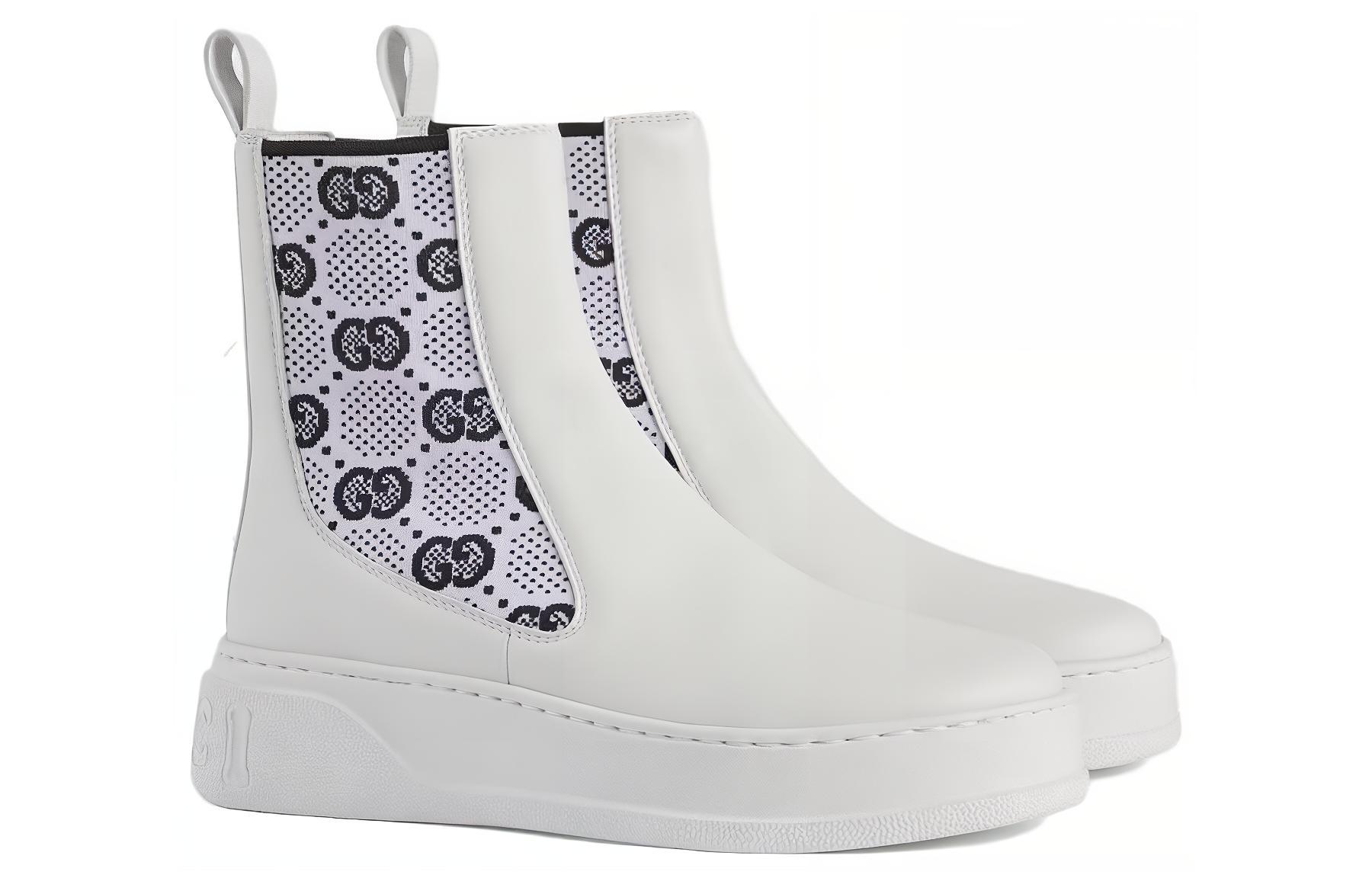 GUCCI GG Supreme Ankle Boots купить в интернет-магазине Yoocart с быстрой доставкой по России.
