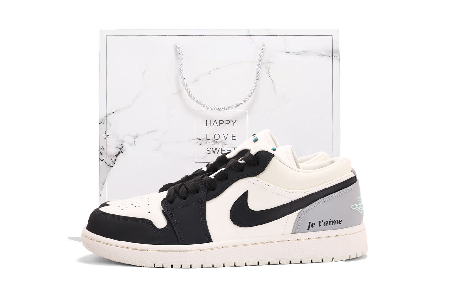 Jordan Air Jordan 1 Cushioning And Abrasion Resistant Coverage Low top Vintage Basketball Shoes Unisex Black White