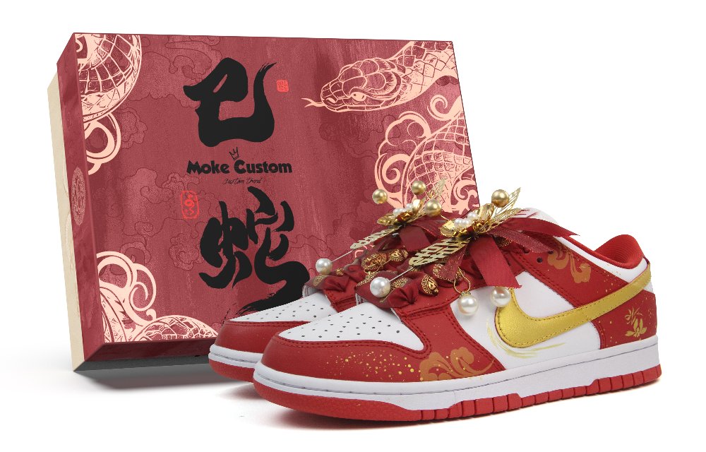 Nike Dunk Anti Slip Wear Resistant Low Top Skateboard Shoes Unisex White Red
