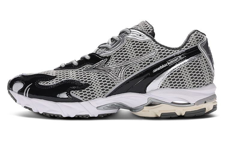 Mizuno Wave Rider 10 Flame Wave One Block Down Onyx