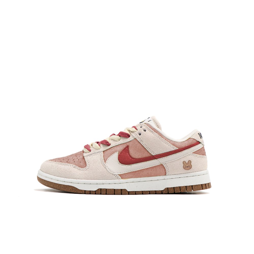 Nike Dunk SE Anti-Slip And Wear-Resistant Lightweight Low-Top Skateboard Shoes Women's Pink White