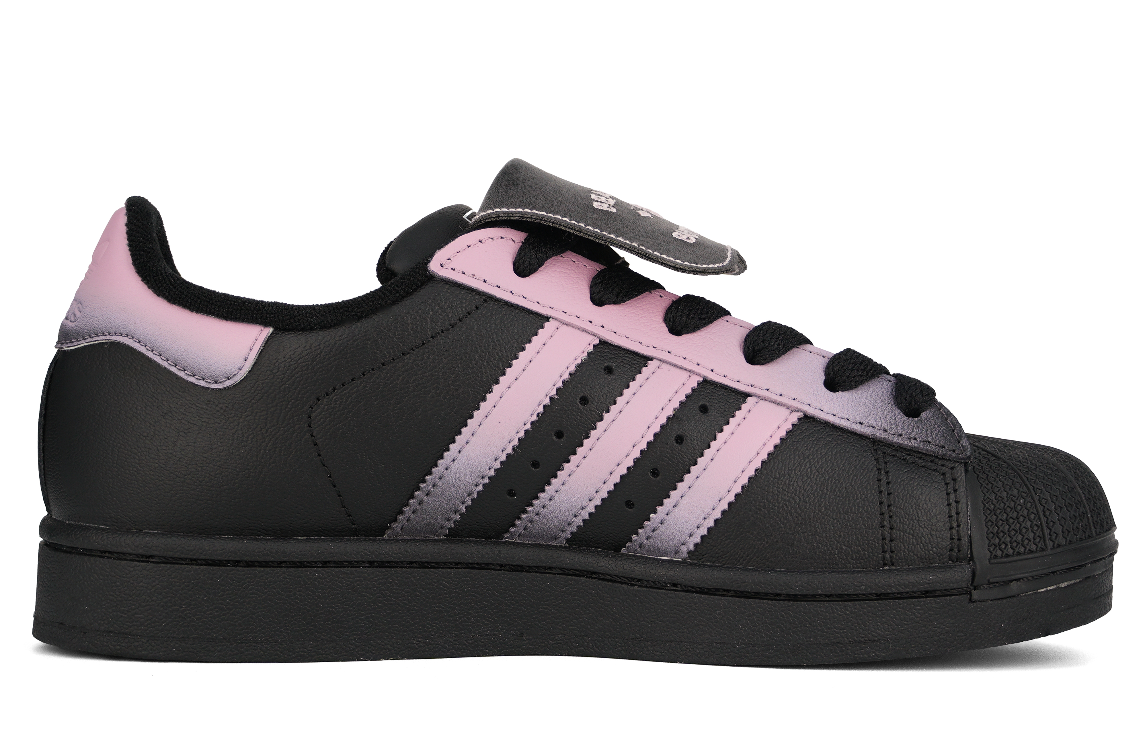Adidas Originals SUPERSTAR Butterfly Metamorphosis Abrasion Resistant Low top Skateboard Shoes Women's Black Pink купить в интернет-магазине Yoocart с быстрой доставкой по России.