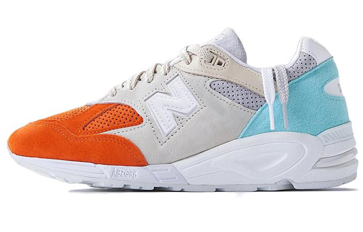New Balance 990v2 Kith Cyclades Without Socks