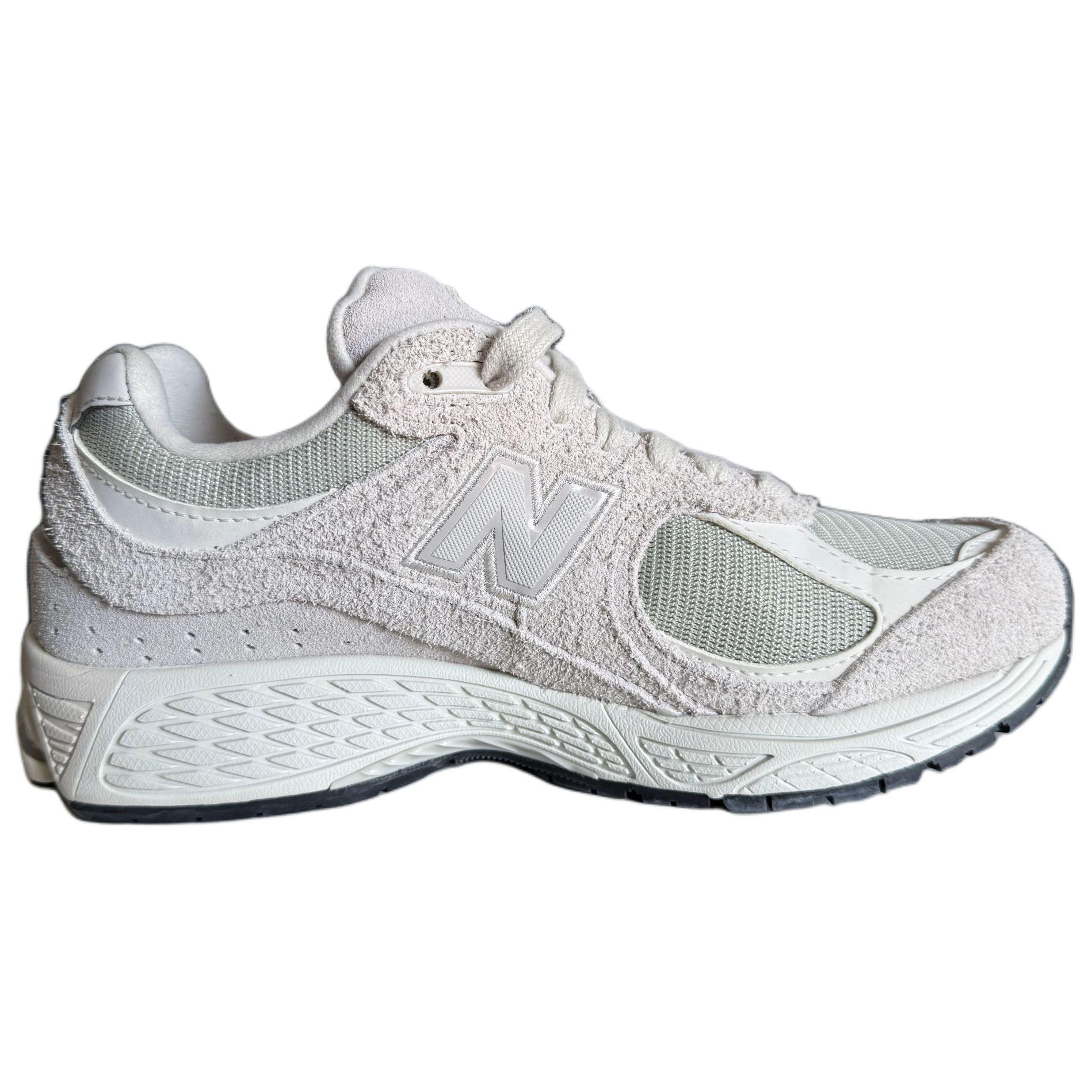 New Balance NB 2002R Anti Slip Wear Resistant Low Top Casual Running Shoes Unisex Ecru Loose Fit