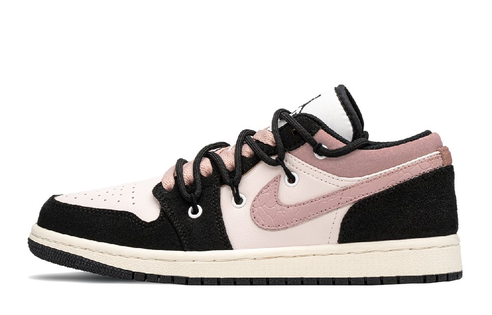 Jordan Air Jordan 1 Low Top Vintage Basketball Shoes Black Pink GS