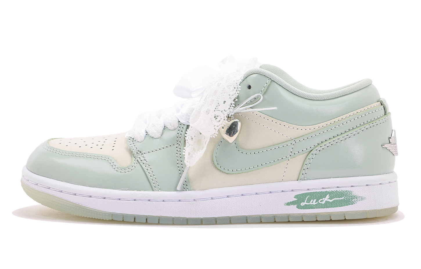 Jordan Air Jordan 1 Abrasion Resistant Low Top Vintage Basketball Shoes Women's Black Green