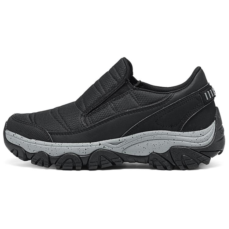 Skechers OUTDOOR Breathable And Resilient Low Top Trekking Shoes Women's Black