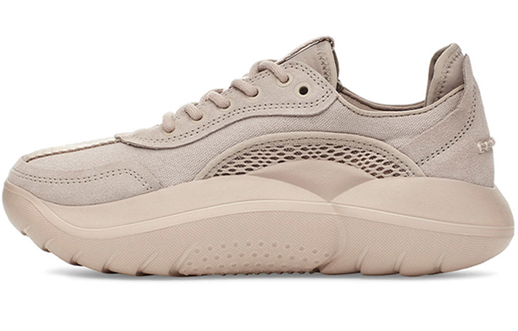 UGG La Cloud Low Low Top Gray Women's