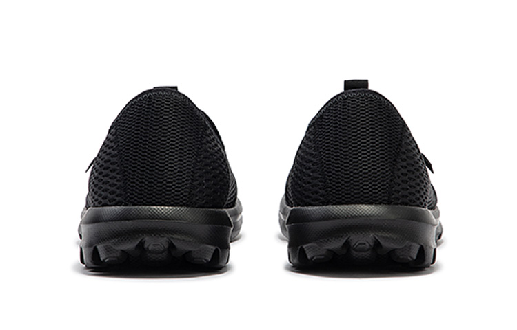 361° Slip Resistant And Breathable Low Top Running Shoes Women's Obsidian Black