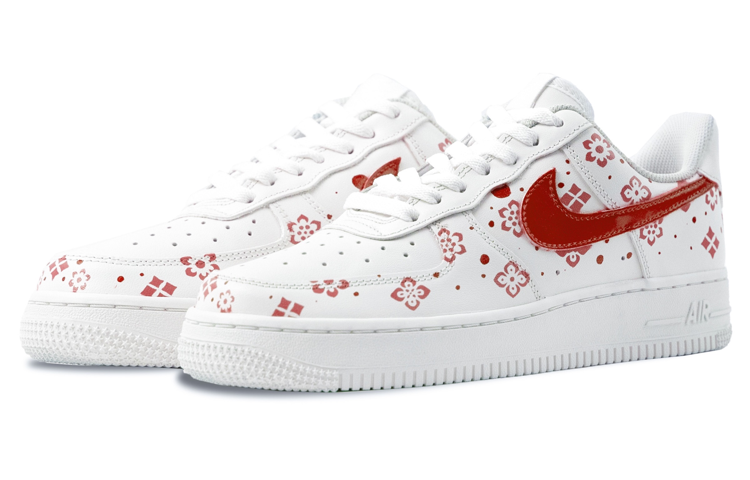 Nike Air Force 1 Red Flower Stationery Abrasion Resistant Low top Skateboard Shoes Unisex White Red купить в интернет-магазине Yoocart с быстрой доставкой по России.