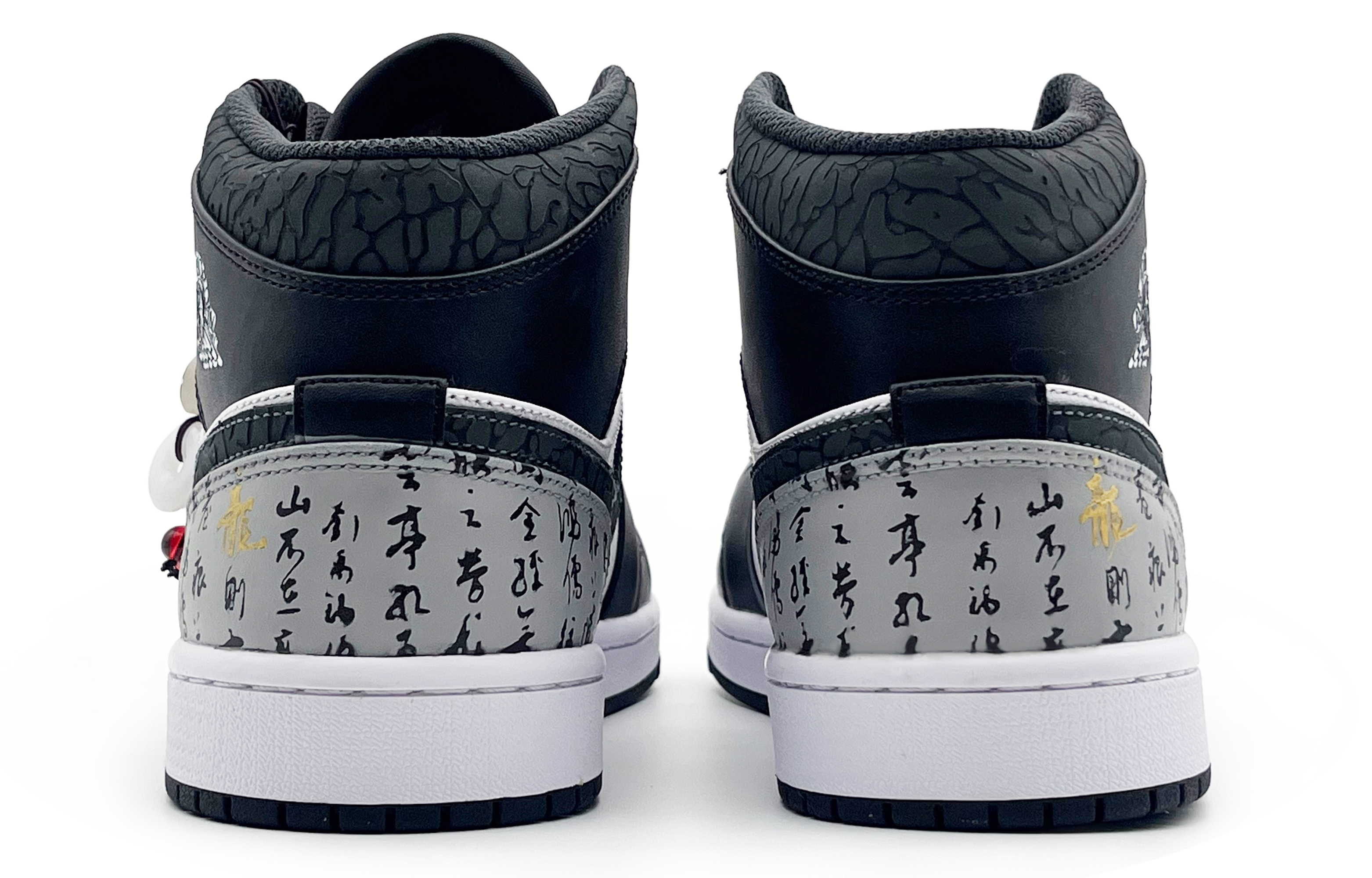 Jordan Air Jordan 1 Mid Durable Breathable Mid-Top Vintage Basketball Shoes Men's Black White купить в интернет-магазине Yoocart с быстрой доставкой по России.