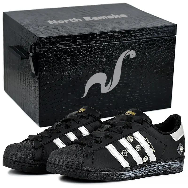 Adidas Originals SUPERSTAR Wear resistant And Lightweight Low Top Skateboard Shoes Unisex Black White