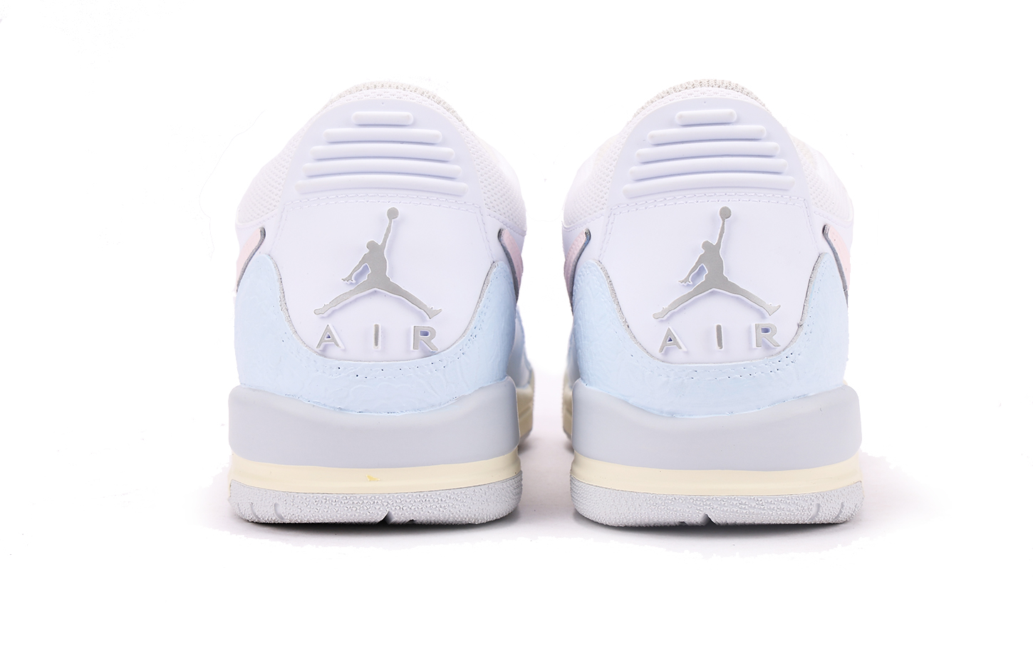 Jordan Legacy 312 Chestnut Anti-Slip Wear-Resistant Low-Top Vintage Basketball Shoes GS Blue White купить в интернет-магазине Yoocart с быстрой доставкой по России.