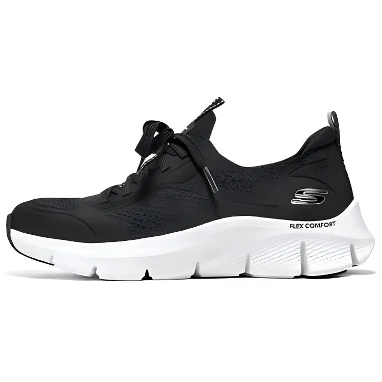 Skechers Women's GO Series Low top Casual Shoes Women's Black