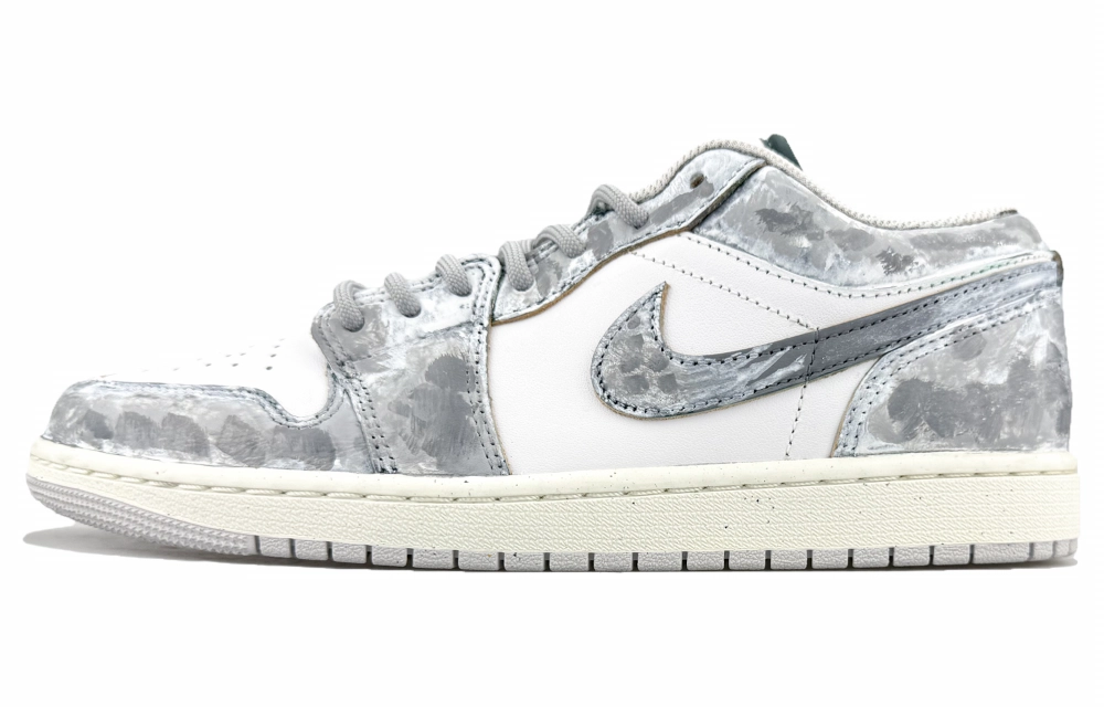 Jordan Air Jordan 1 Abrasion Resistant Low top Skateboard Shoes Unisex Gray White