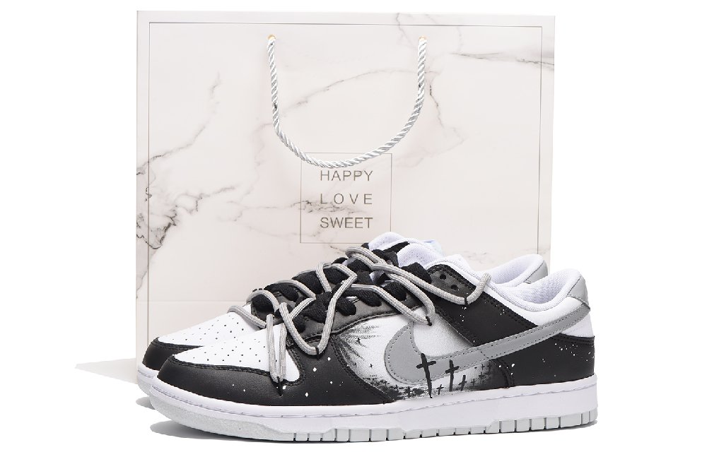 Nike Dunk Low Low-Top Skateboard Shoes Men's Black Gray Color