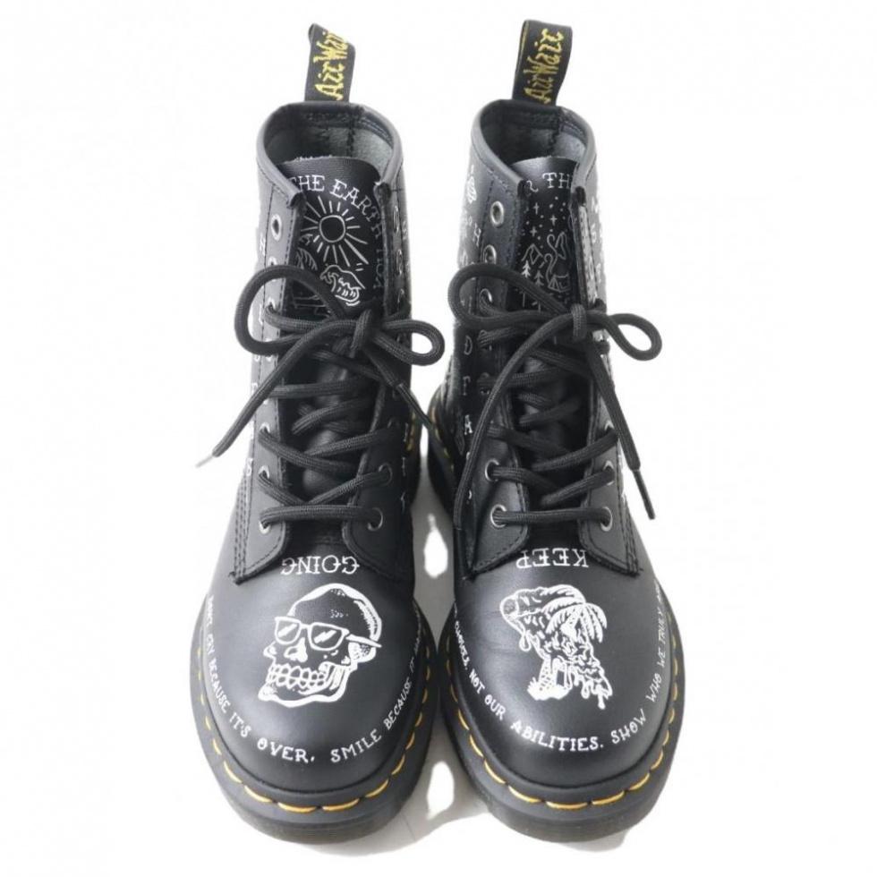 Dr. Martens 1460 Scribble Black купить в интернет-магазине Yoocart с быстрой доставкой по России.