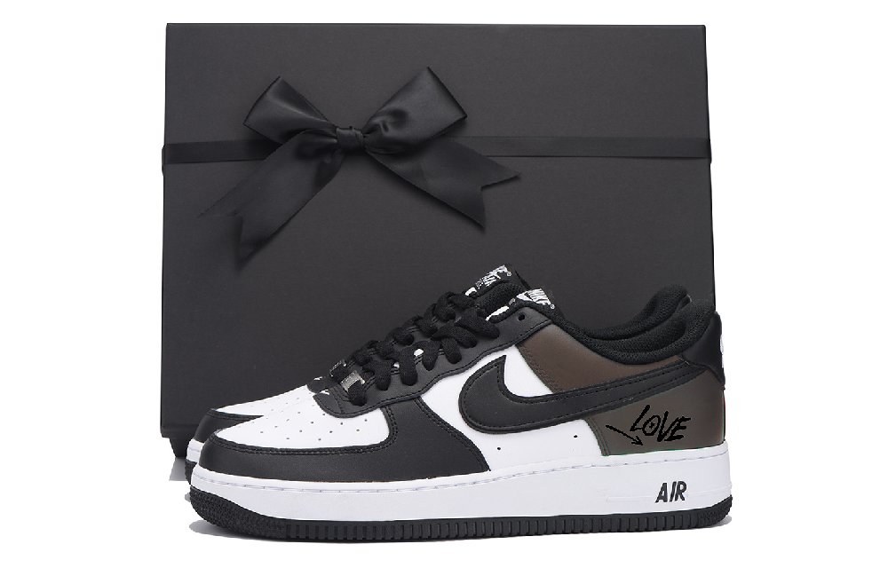 Nike Court Borough Anti-Slip Wear-Resistant Low-Top Skateboard Shoes Unisex Black Brown