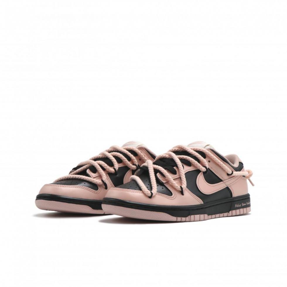 Nike Dunk Low Skateboard Shoes Women's Black Pink купить в интернет-магазине Yoocart с быстрой доставкой по России.