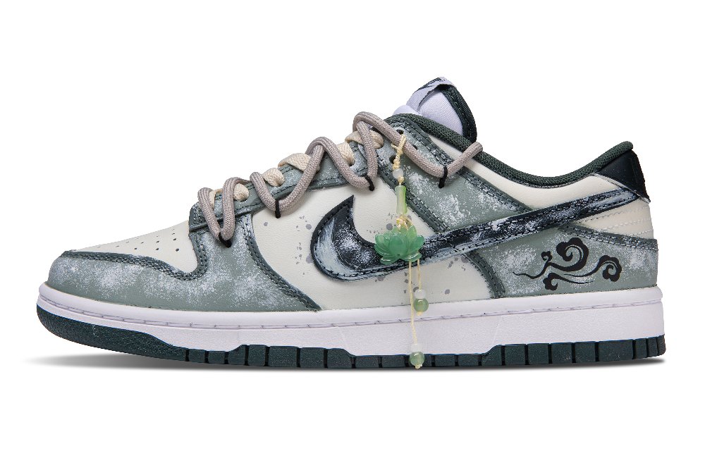 Nike Dunk Wear resistant And Lightweight Low Top Skateboard Shoes Unisex Gray Green