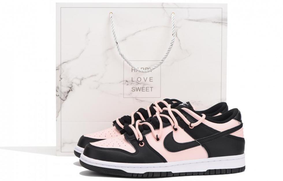 Nike Dunk Low Low-Top Skateboard Shoes GS Black Pink