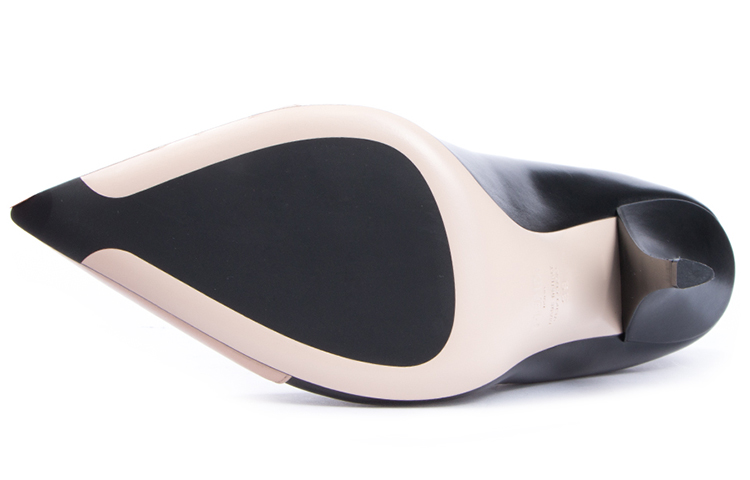 FENDI High Heels Women's Black/Beige купить в интернет-магазине Yoocart с быстрой доставкой по России.