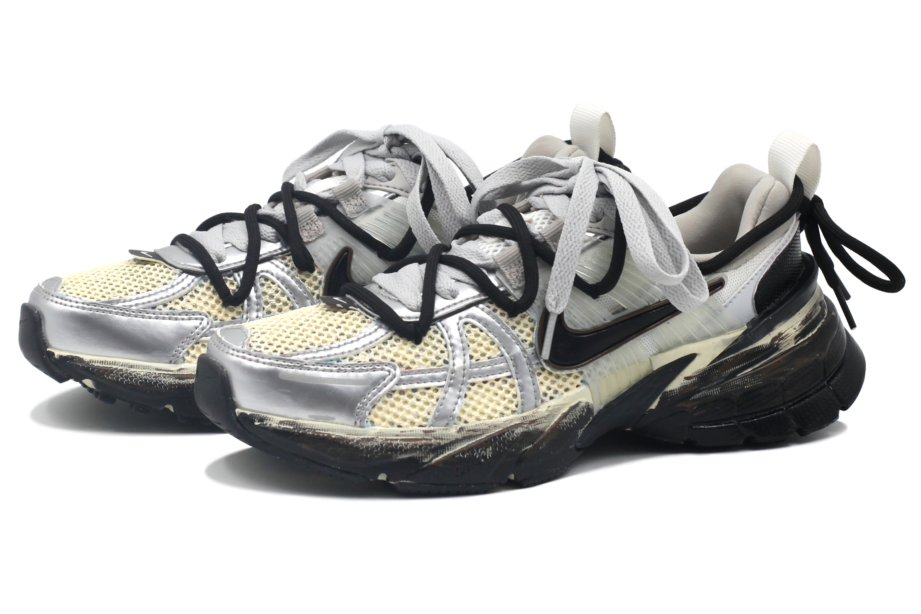 Nike V2K Run Cushioning, Wear Resistant Low top City Commute Running Shoes Women's Silver Gray купить в интернет-магазине Yoocart с быстрой доставкой по России.