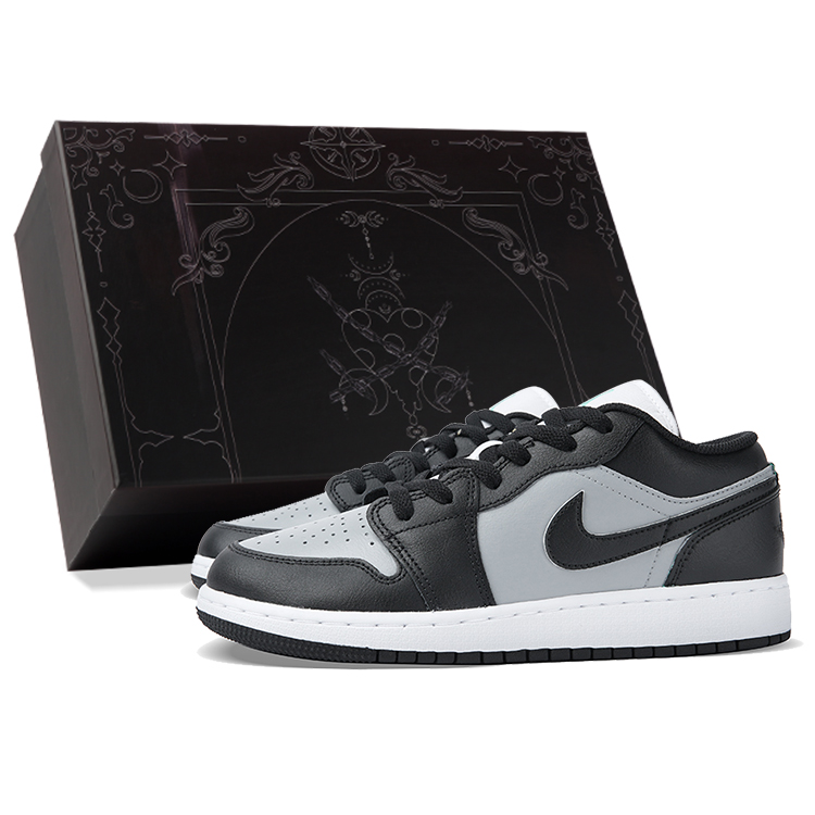 Jordan Air Jordan 1 Durable Breathable Low-Top Vintage Basketball Shoes Women's Black Gray