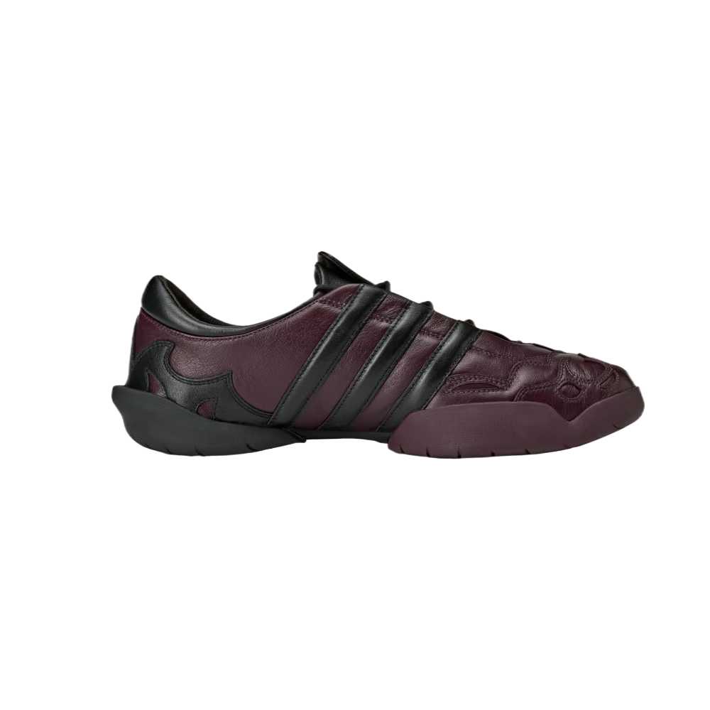 Y 3 Regu 2002 Leather Sneakers