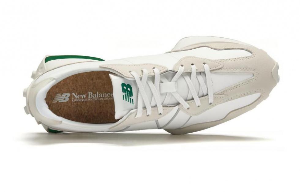 New Balance 327 Cream Green купить в интернет-магазине Yoocart с быстрой доставкой по России.