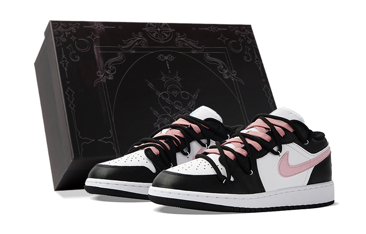 Jordan Air Jordan 1 Low Top Vintage Basketball Shoes Women's Black Pink