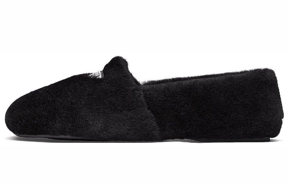 PRADA Men's Casual Shoes Men Low-Top Black