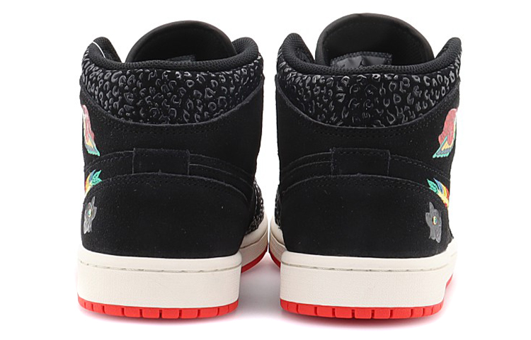 JORDAN 1 Mid Se Siempre Familia