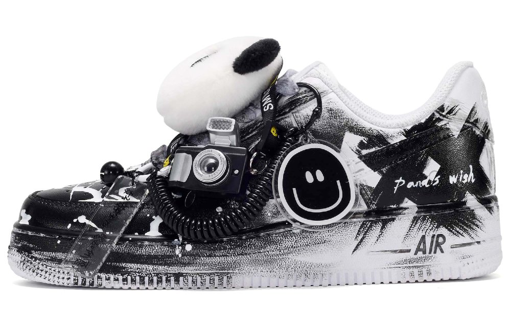 Nike Air Force 1 Panda's Wish Anti-Slip Wear-Resistant Low-Top Skateboard Shoes Women's Black White